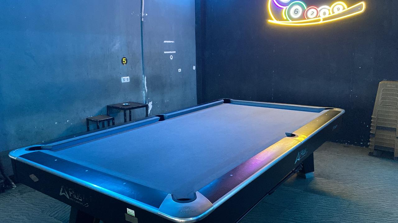 Meja 10